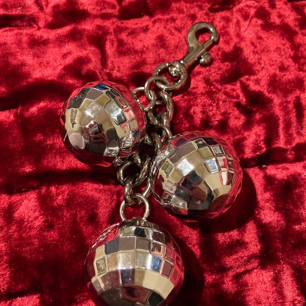 Rare Coach 3 Disco Ball Hang tag Poppy